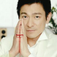 温润如玉，偶像不老。