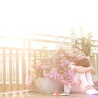 小小米音乐分享：人间四月的春天想一场旅行，去散尽这愁人的阴云