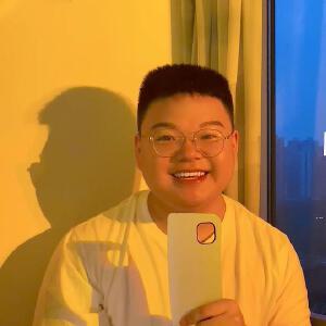 至少还有你