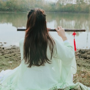 懒懒的蓝