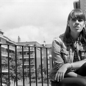 Liz Lawrence写真图片