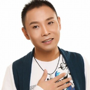 祁隆&阿斯?jié)M寫真圖片