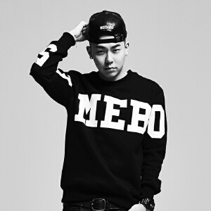 LOCO&Mamamoo寫真圖片