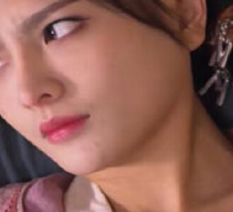 穿成丑王爷的心尖宠52集合集免费观看