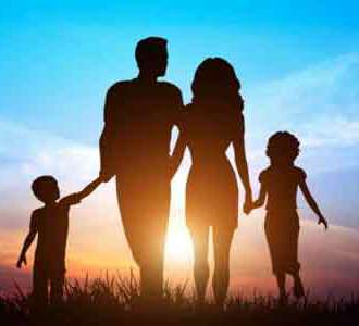 7岁女孩有弟弟后眼睛突然看不清