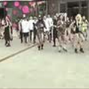 【迷你小苹果】北京三里屯现美女广场舞神曲 小苹果快闪