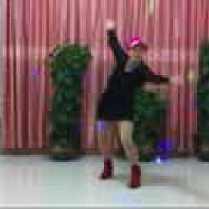 枫亭霞社欣佳梅广场舞（闯马头）